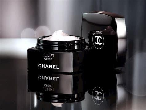 chanel eye cream bleu|chanel anti wrinkle eye cream.